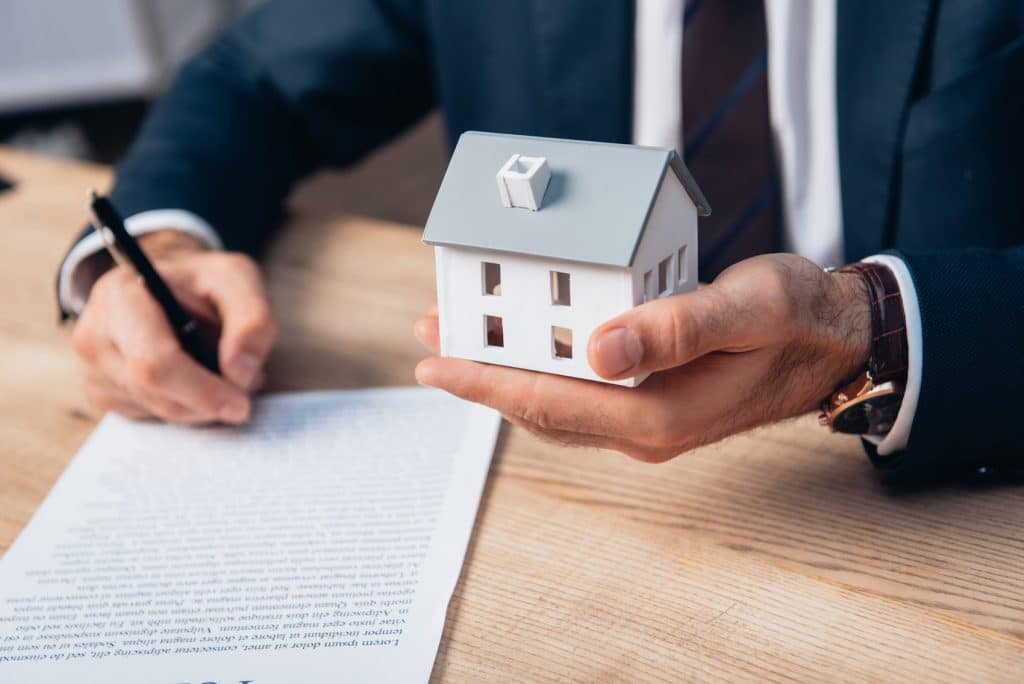 property settlement lawyers Adelaide